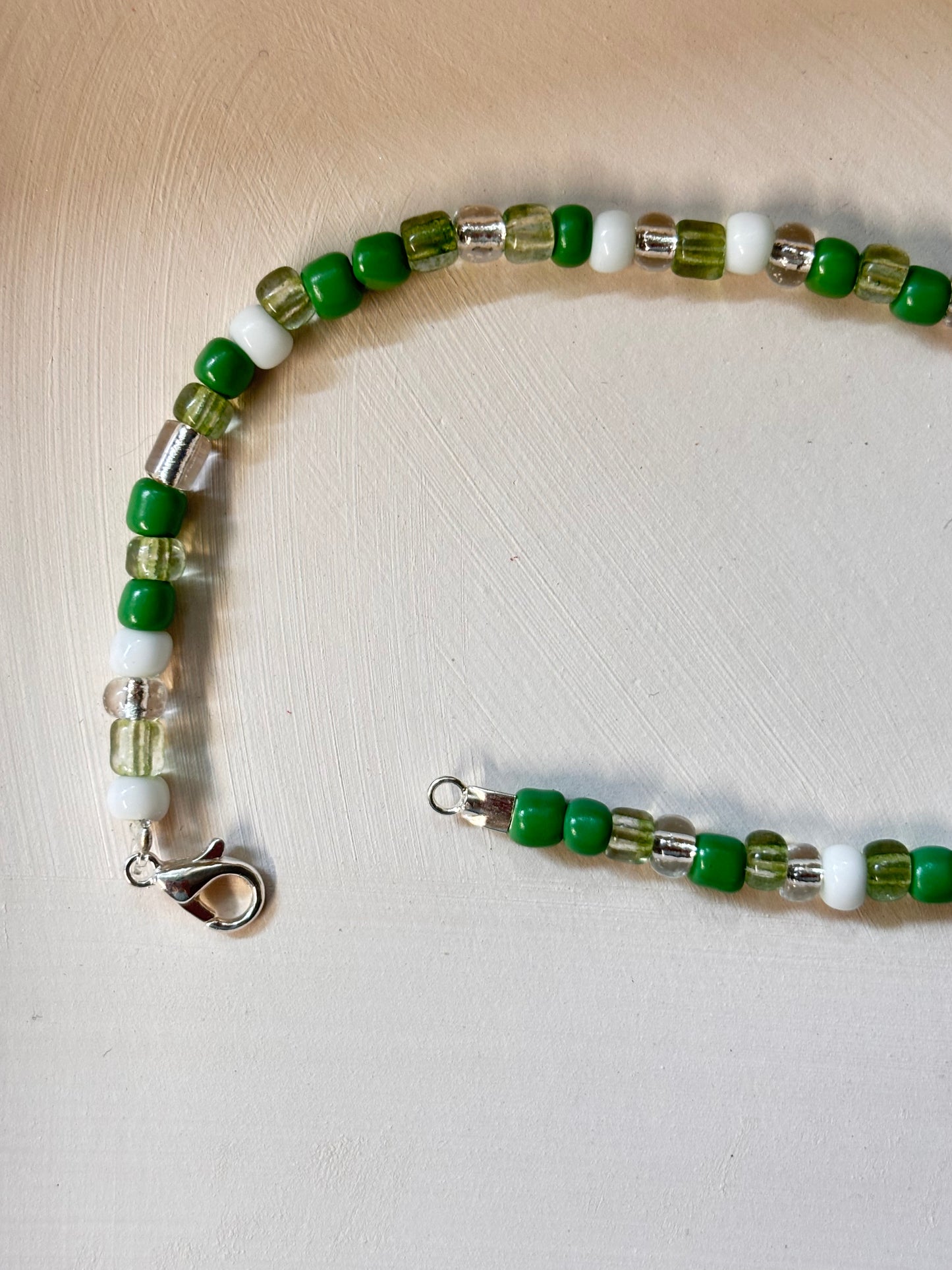 jaded seed bead choker necklace