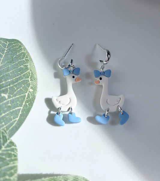 bow geese in baby blue