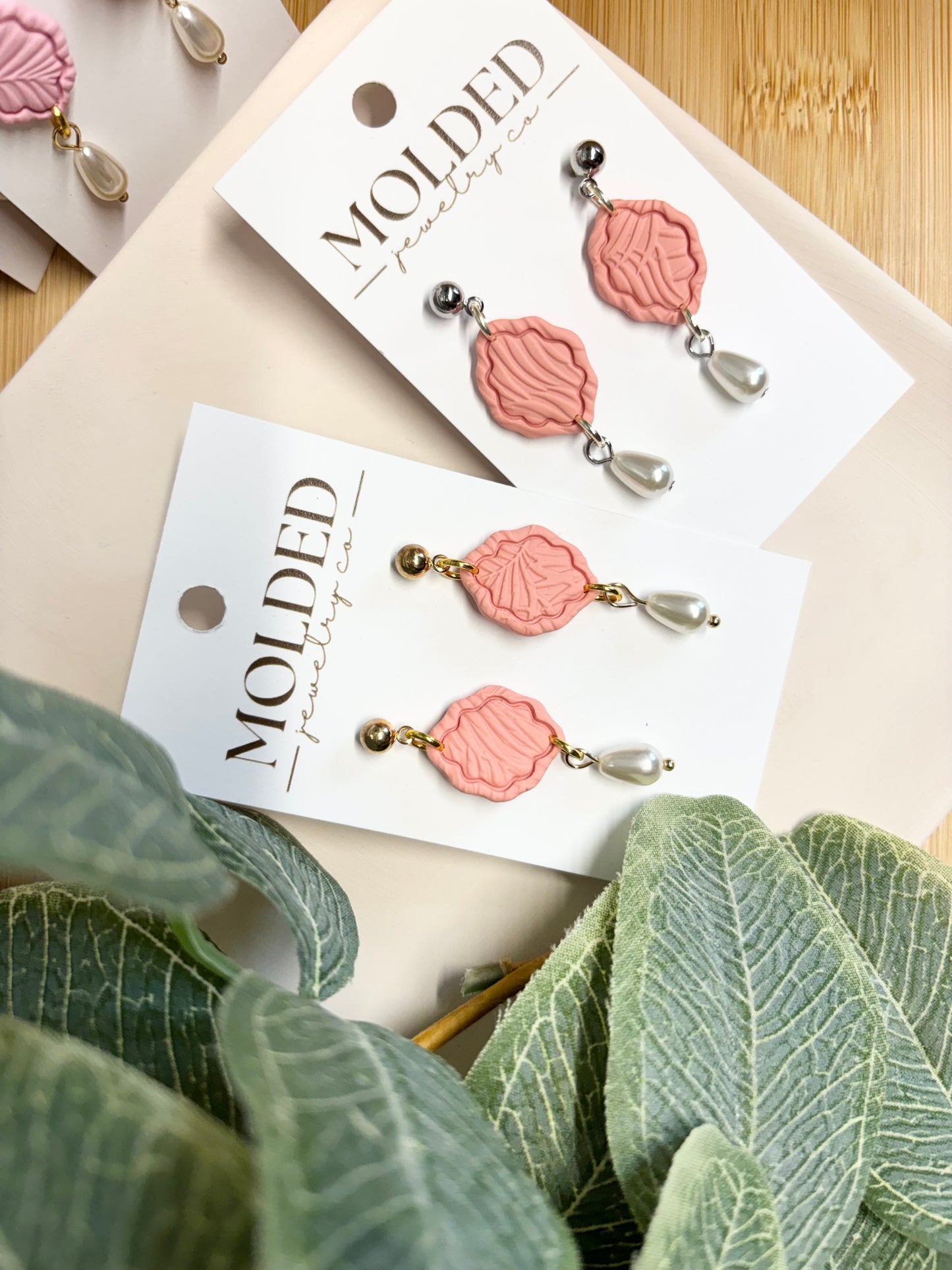 the Kate pearl dangle