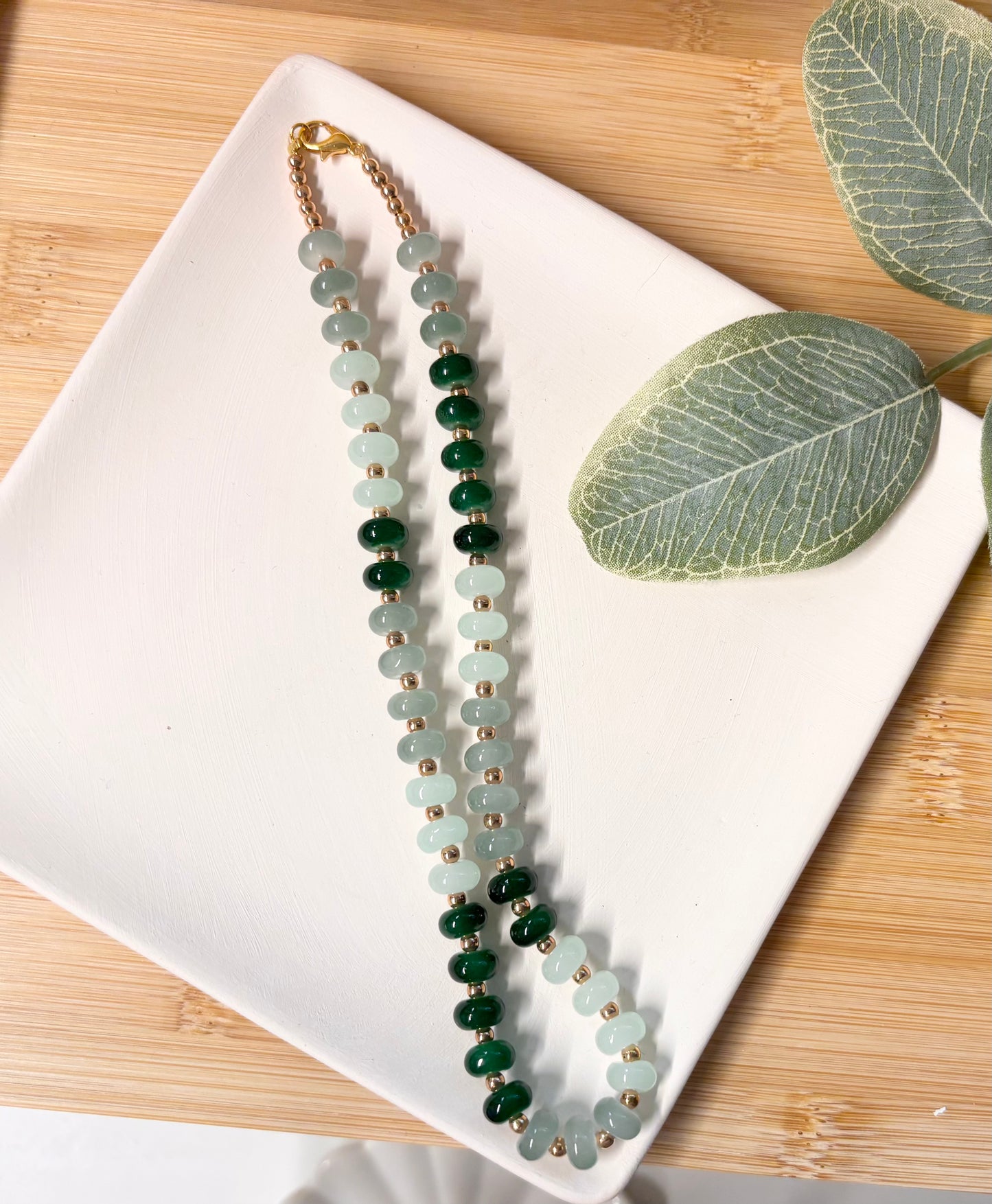 green gradient beaded choker necklace
